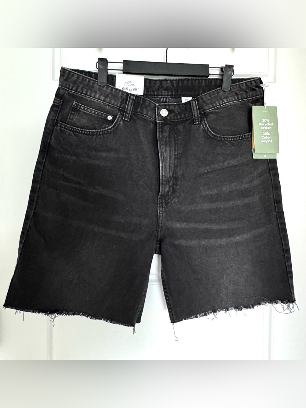 H&M Women’s Black Washed Denim Frayed Hem Cutoff Shorts Size 14